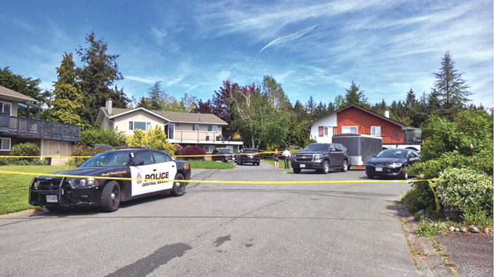 ■警方在发生凶案的住宅展开调查。CTV