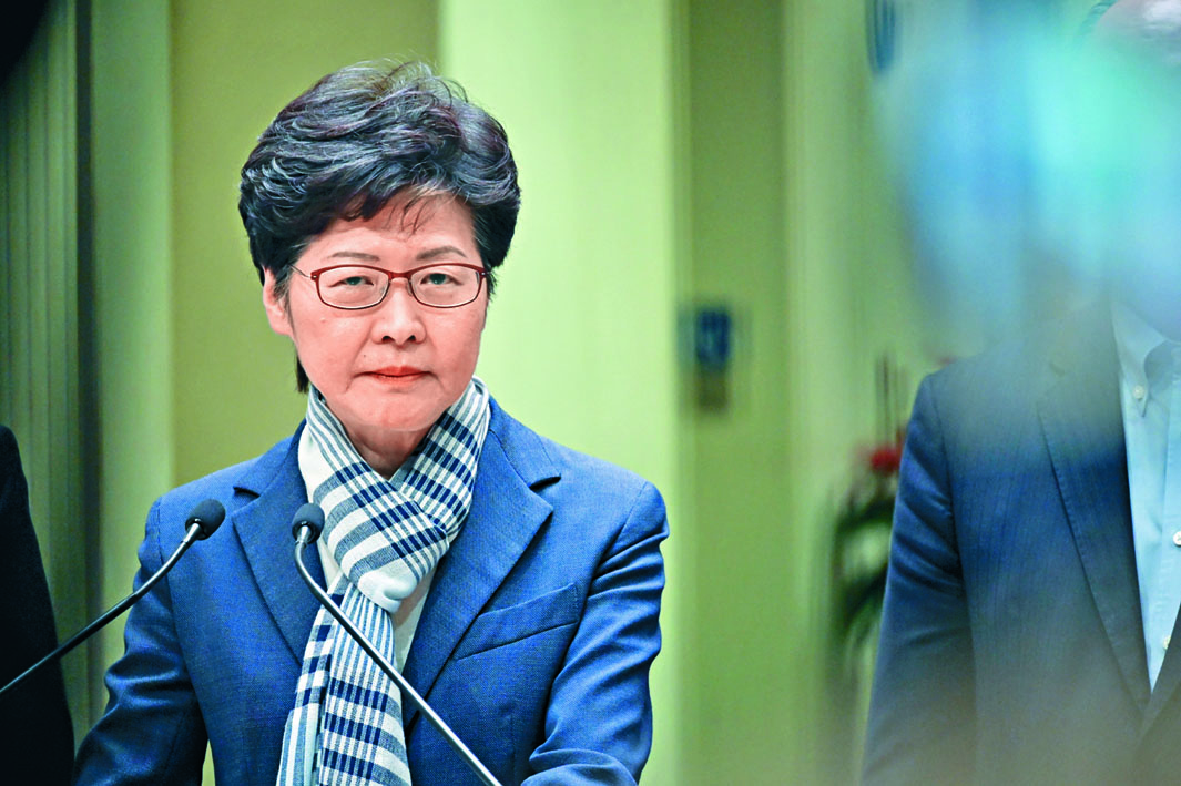 林鄭：暴力行為與民為敵 | 多倫多 | 加拿大中文新聞網 - 加拿大星島日報 Canada Chinese News