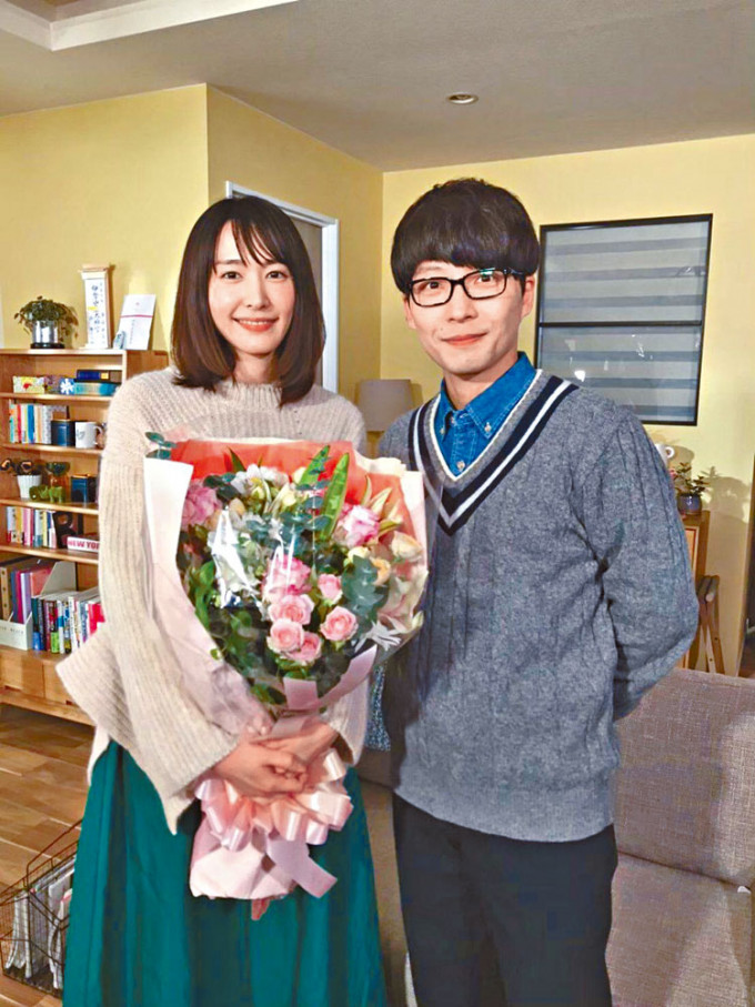 新垣結衣傳與星野源夫妻檔現 紅白 多倫多 加拿大中文新聞網 加拿大星島日報canada Chinese News