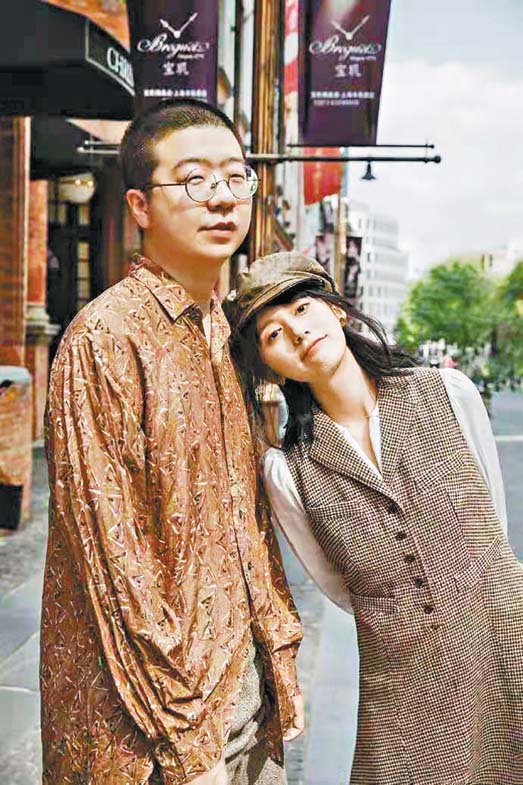 李誕宣布離婚 | 多倫多 | 加拿大中文新聞網 - 加拿大星島日報 Canada Chinese News