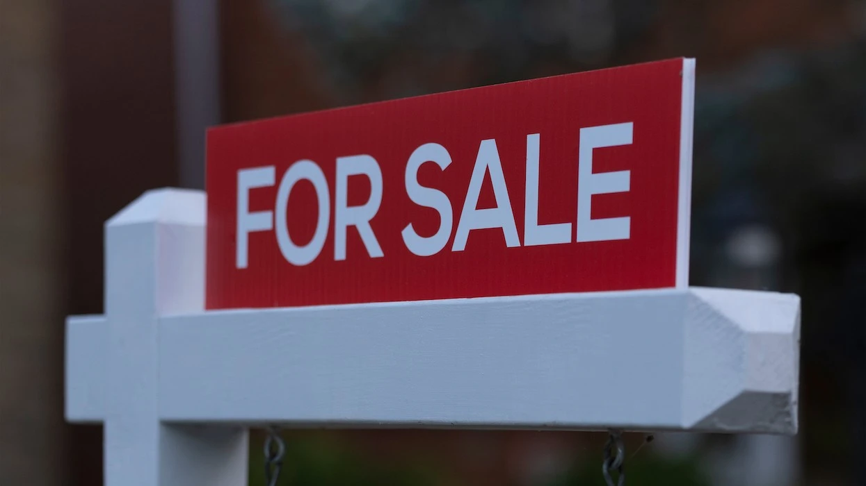 華裔地產經紀把門卡交給買家自助看房  被罰一萬元