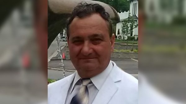 北約克男子倒斃住宅車道上 51歲疑兇落網被控一級謀殺