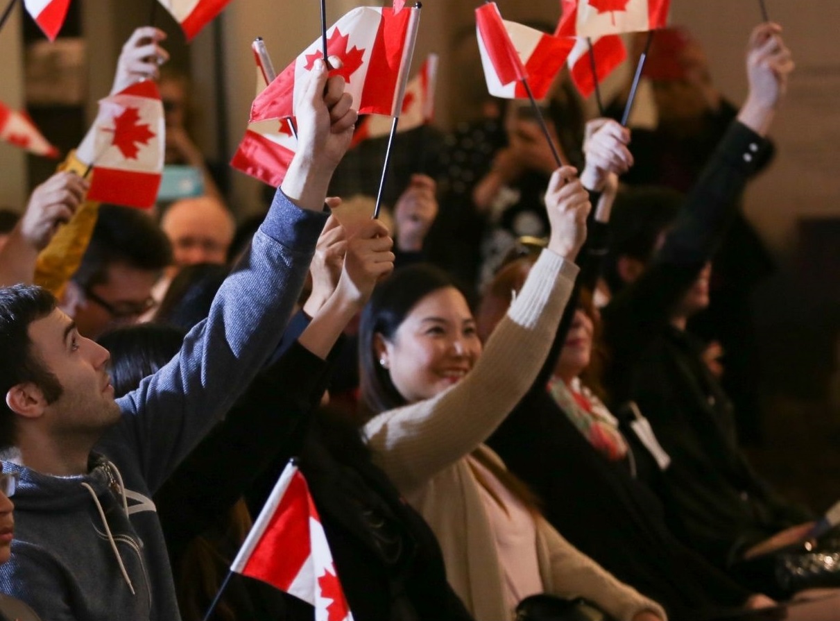 【2025聯邦大選】自由黨大開移民之門捱批  卡尼延攬羅品信參選遭質疑