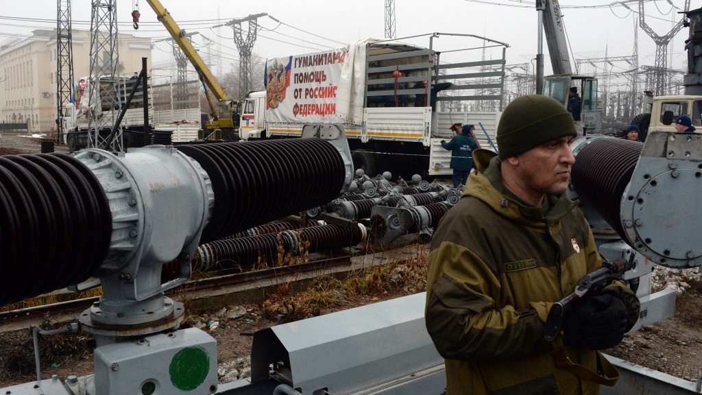 俄烏戰爭|俄控頓涅茨克傳出猛烈爆炸 烏無人機擊中大型彈藥庫