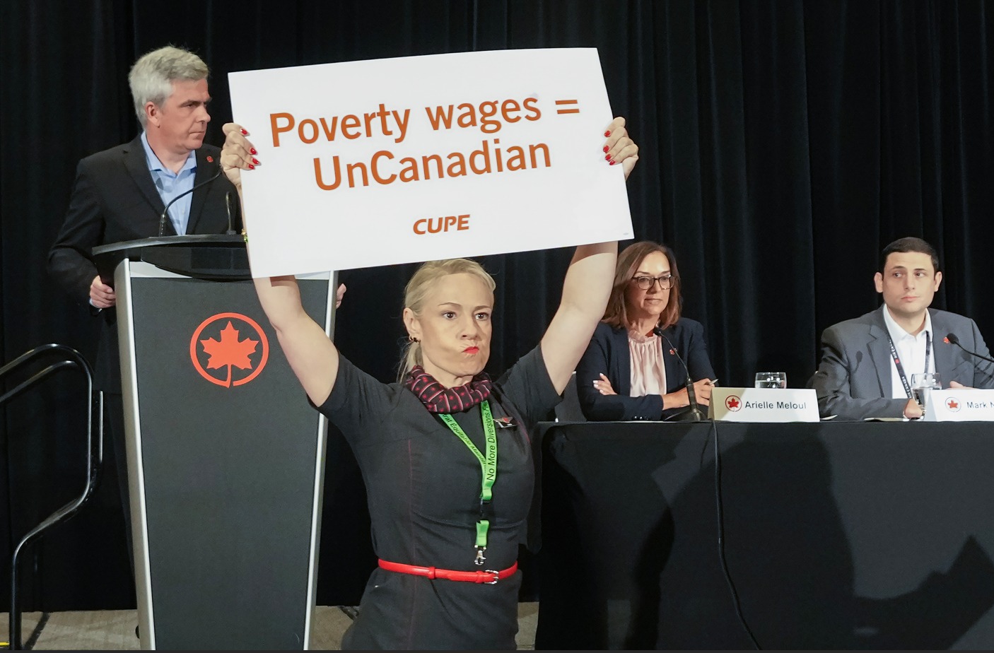 【加航罷工】空服員違反聯邦復工令會否被拘捕? 專家指有法律風險