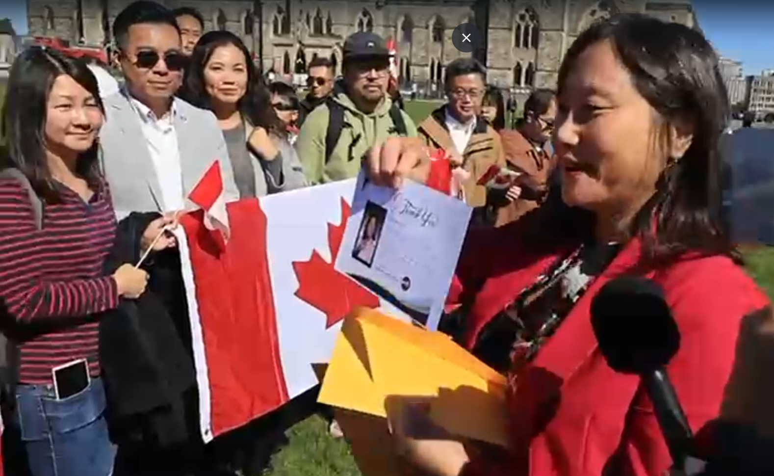 【救生艇 / 星島記者渥太華直擊】港人齊集國會山莊 多名國會議員接受請願信