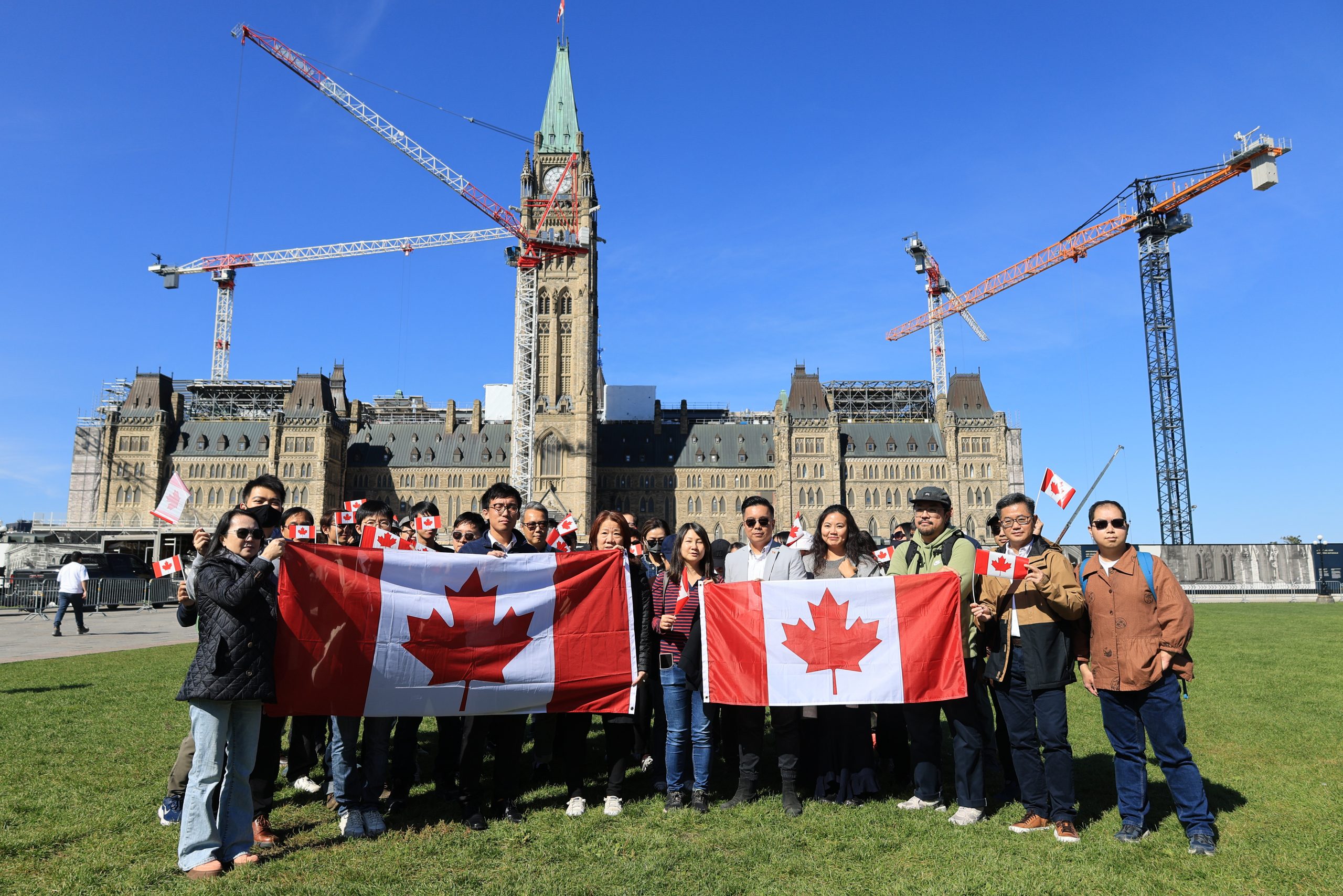 【星島渥太華直擊】香港監察籲移民部撥1800永居餘額  優先給「救生艇計劃」申請人