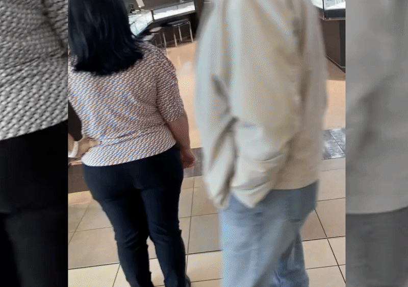 Fairview Mall珠寶店光天化日遭洗劫 現場民眾圍觀