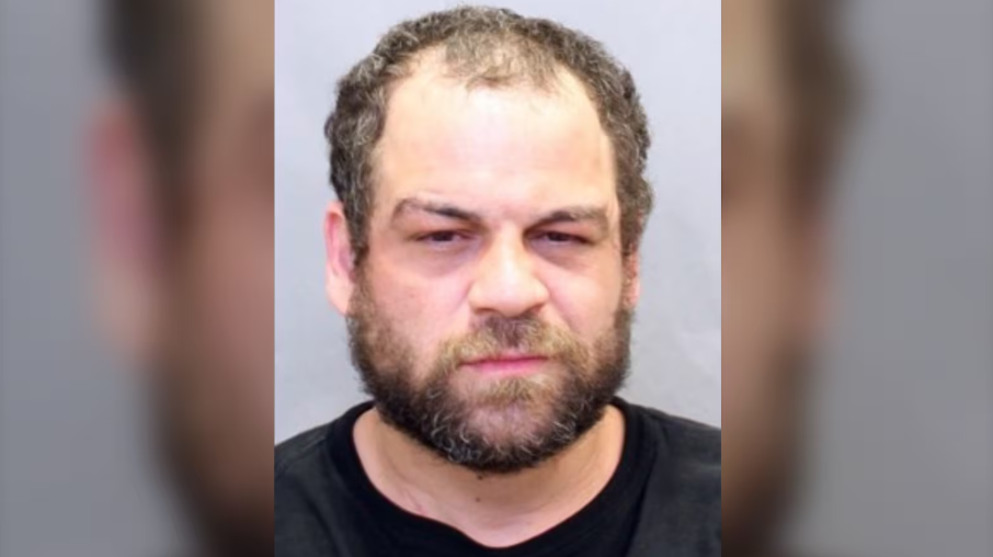 多市40岁男子涉连串恐吓及袭击案件 警方公布相片通缉