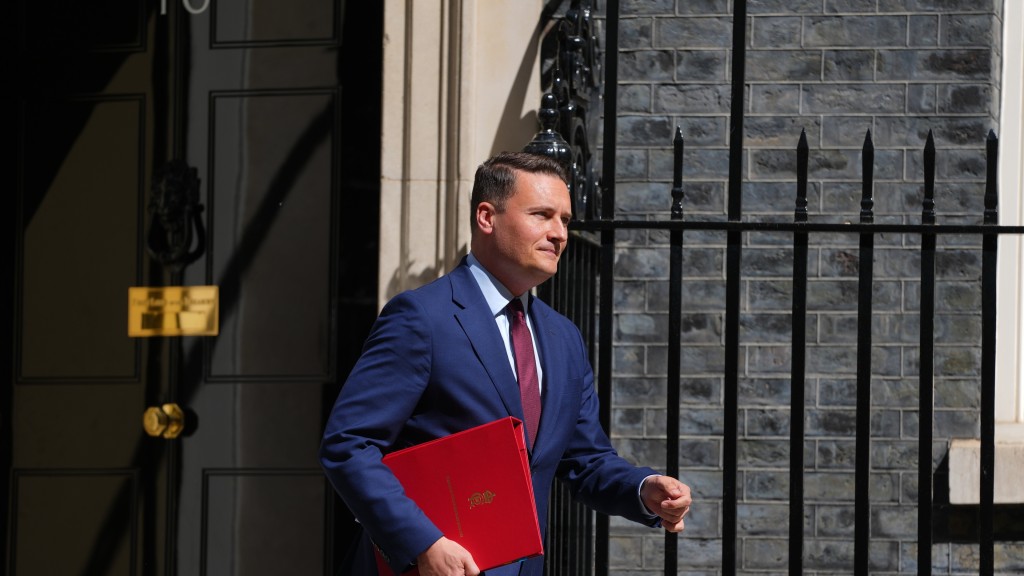 Labour Party Faces Local Election Defeat As Keir Starmer’s Leadership Under Scrutiny